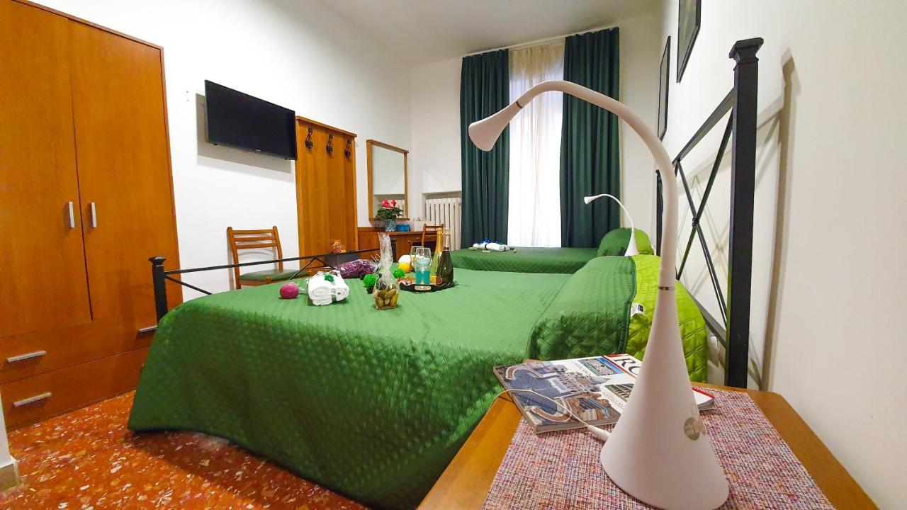A Casa Simpatia - A Richiesta Parcheggio Gratuito ! Hotel Roma Exterior foto